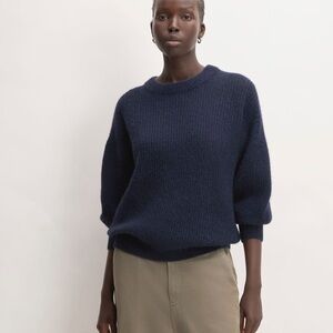 Everlane Cocoon Crew in Alpaca Navy Blue NWT size xs